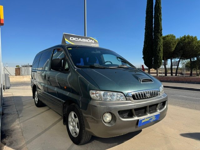 Hyundai H-1 - foto 1