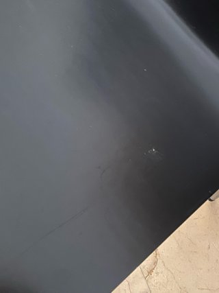 4 sillas negras de madera