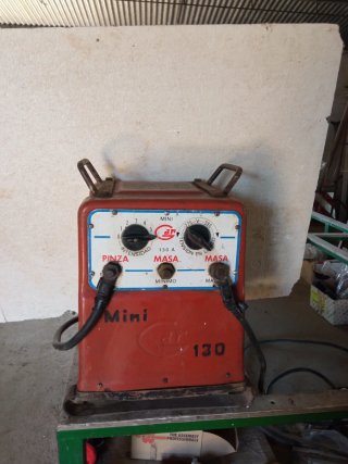 Mini Soldadora 130 A