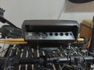 Batería Electrónica Alesis DM7X