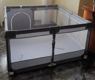 Parque infantil desmontable amplio