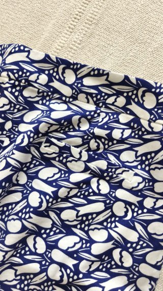 Pantalón estampado verano azul y blanco