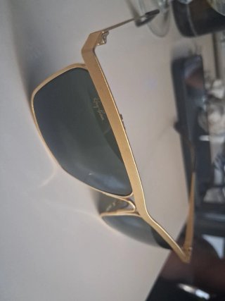 Gafas Ray-Ban Vintage Doradas y Negras