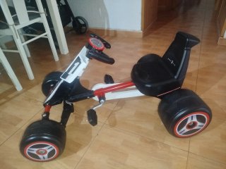 Kart a pedales infantil BTR