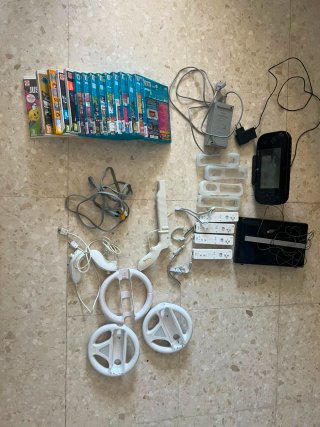 Consola Wii U Negra + Juegos