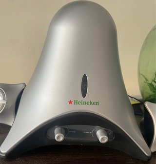 Altavoces Heineken Plata y Negro