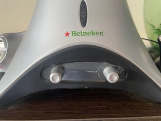 Altavoces Heineken Plata y Negro