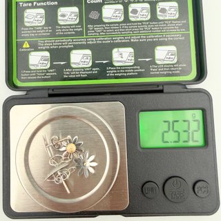 Pendientes Flor Oro Blanco y Amarillo; 2,53grs.