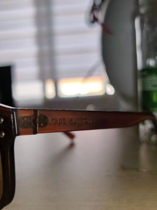 Gafas de sol marrones