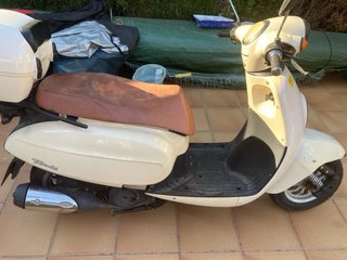 Daelim Besbi 125cc Beige/Marrón Arreglar o piezas