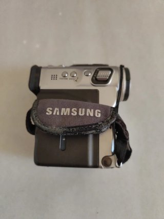 Cámara de vídeo Samsung Plata y Negra