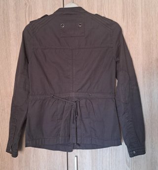 Chaqueta ONLY verde militar Talla XS