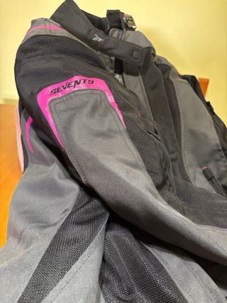 Chaqueta Moto Verano SEVENTY SD-JT68 GRIS/ROSA
