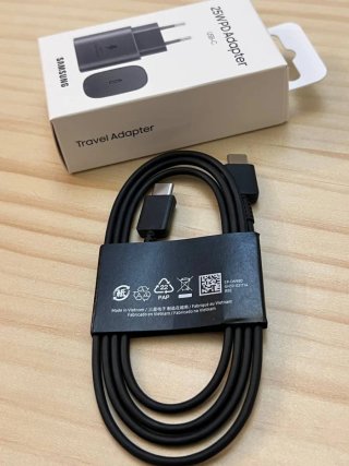 Samsung 25W PD Adapter USB-C Cable