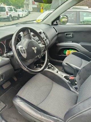 Mitsubishi Outlander 2009