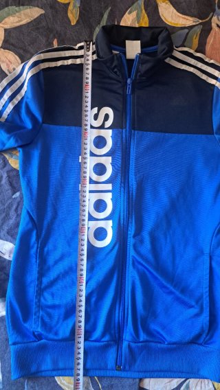 Chaqueta Adidas azul y negra