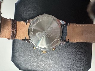 Reloj D&G Cronógrafo Swiss Made Dorado