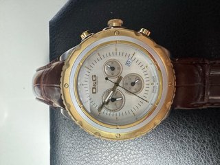 Reloj D&G Cronógrafo Swiss Made Dorado