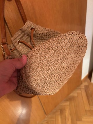 Bolso de verano tejido beige