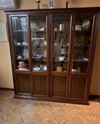 Vitrina antigua madera y cristal