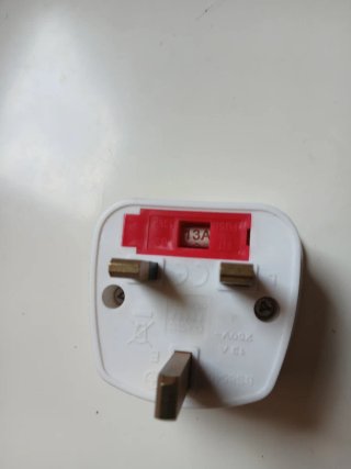 7 Adaptadores de Corriente Varios