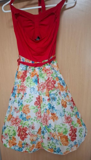 Vestido rojo y estampado marca Blanco talla S