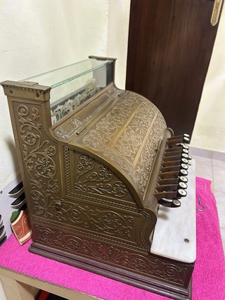 Caja Registradora Nacional Antigua