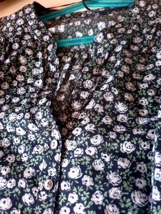 Blusa Yessica floral Sin estrenar