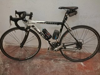 Bicicleta de carretera Goka