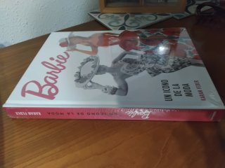Libro "Barbie,Un icono de la moda" nuevo,precintad