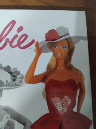Libro "Barbie,Un icono de la moda" nuevo,precintad