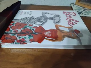 Libro "Barbie,Un icono de la moda" nuevo,precintad