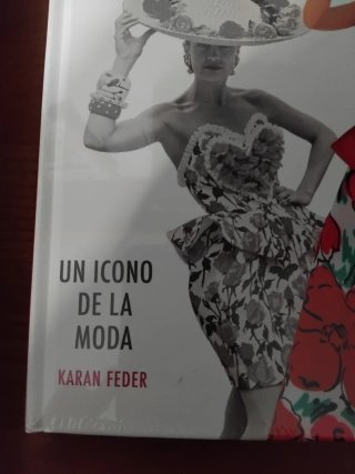 Libro "Barbie,Un icono de la moda" nuevo,precintad