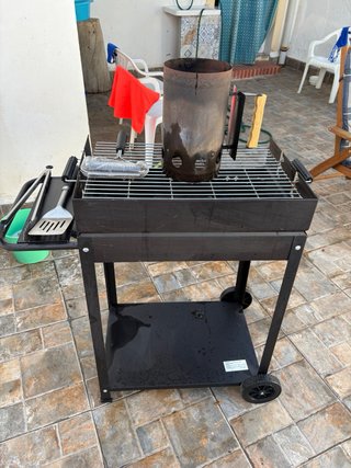 Barbacoa de Carbón con Accesorios