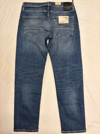 Pantalón vaquero Jack&Jones. Talla 43