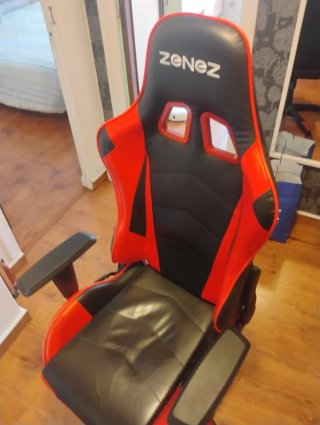 Silla Gaming ZeNeZ Roja y Negra