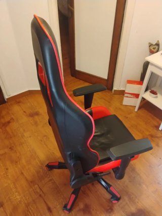 Silla Gaming ZeNeZ Roja y Negra