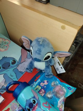 Lote de productos de Stitch