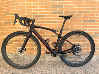 Gravel Specialized Diverge SRT Pro del 2025.