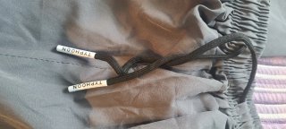 Pantalón slim fit gris hombre