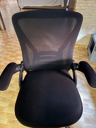 Silla de oficina ergonómica negra