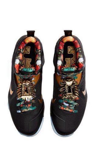 Nike LeBron IX (9) 2022 Negro/Dorado