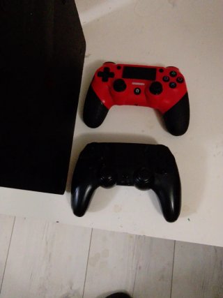 Console PS4 Slim Nera