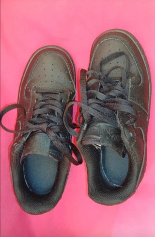 Nike Air Force 1 Negras Talla 37