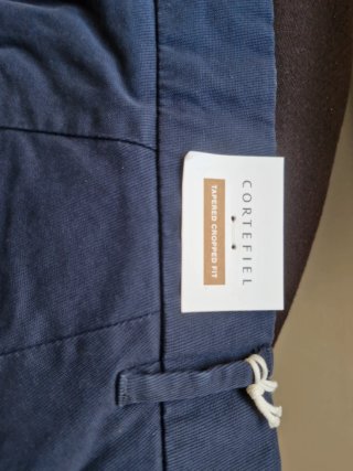 Pantalón chino azul