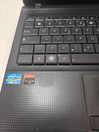Portatile ASUS Nero Intel Core i3 Radeon
