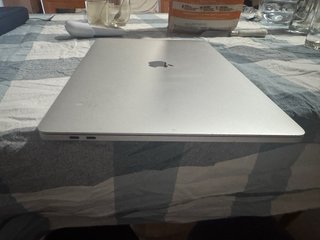 MacBook Pro 17 Touch Bar per ricambi