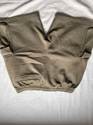 Bermuda Topman Verde Militar