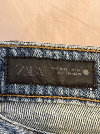 Pantalón vaquero Zara Talla 40
