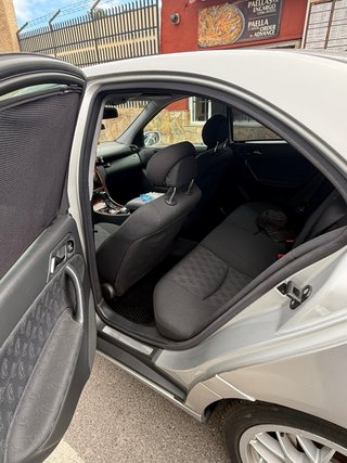 Mercedes-Benz Clase C 2003